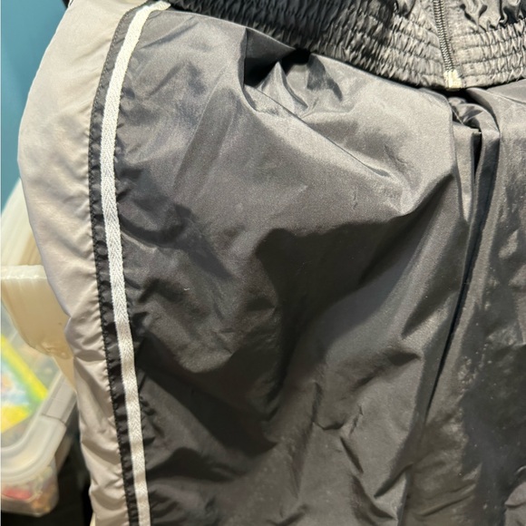 Vintage Adidas men's lined Nylon Track Suit 2 Piece set gray And Black XL - Picture 5 of 8